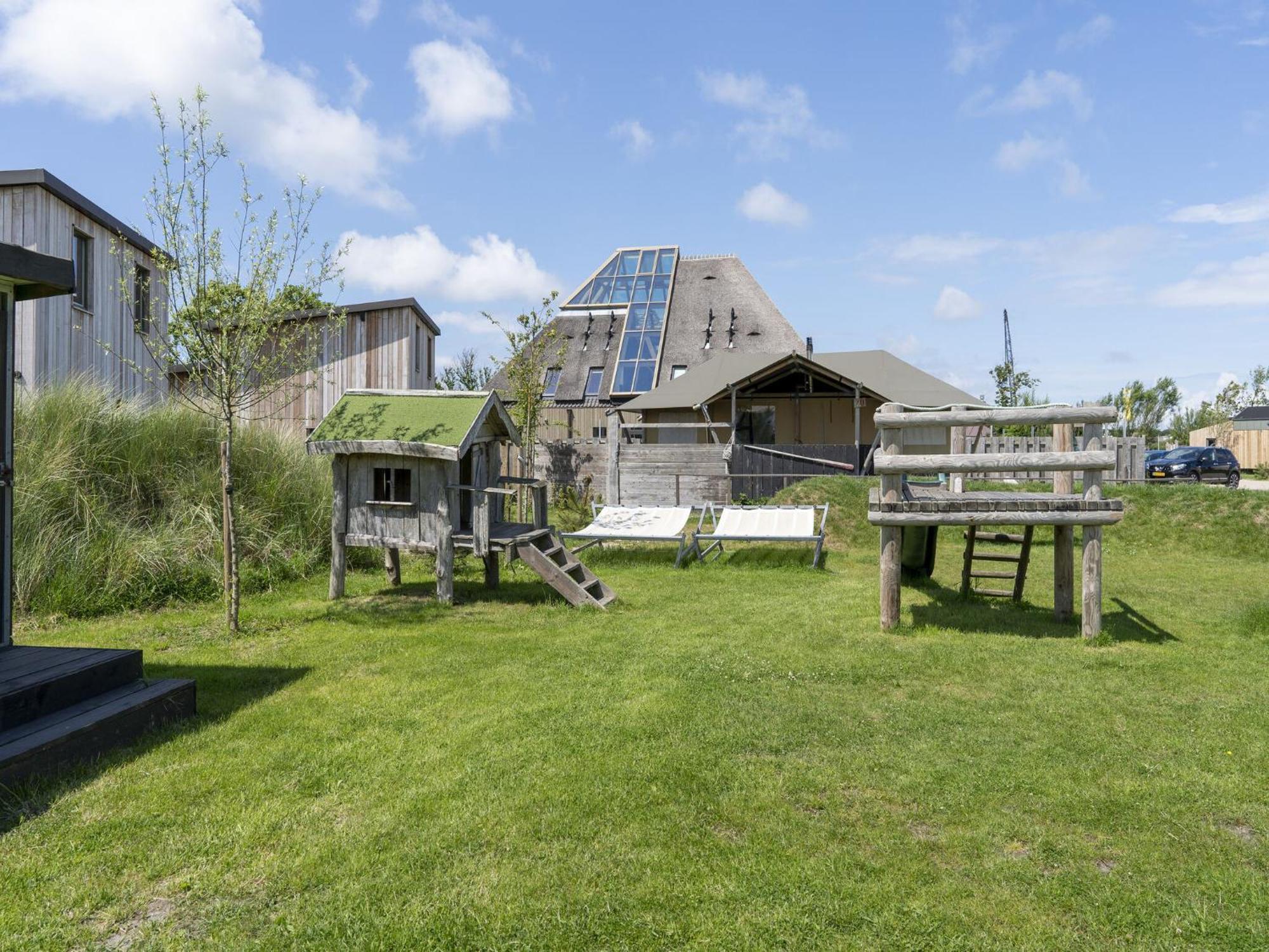 Quaint Bungalow In Callantsoog With Garden Exterior photo